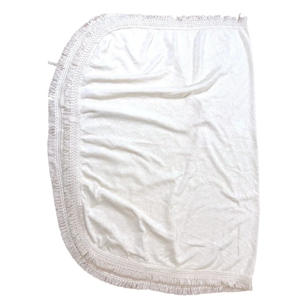 Vintage White Matelasse Bedspread Coverlet Floral Jacquard Knotted Fringe 60x92